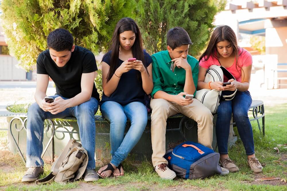 Online Stalkers