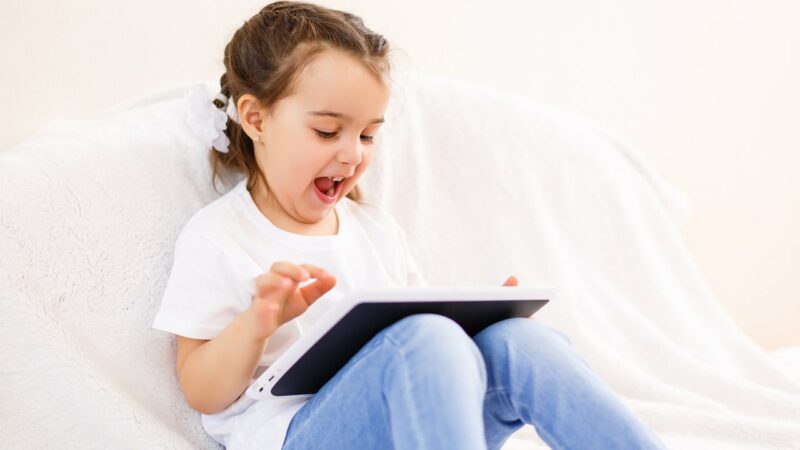 Unknown dangers of internet and kids