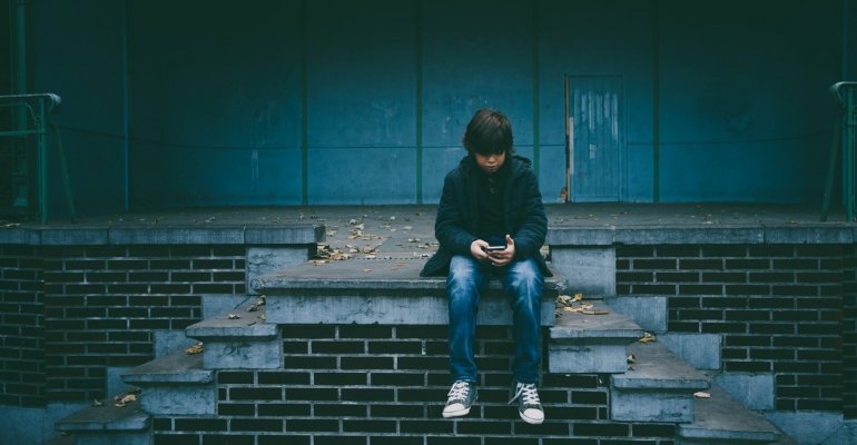 Problematic Smartphone Usage (PSU): Is Your Child Suffering From It?