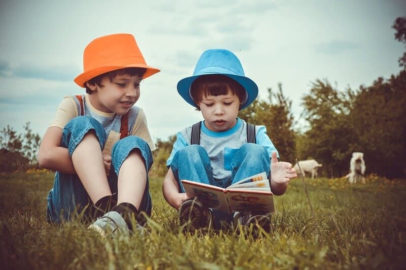 read books with kids to limit screen time